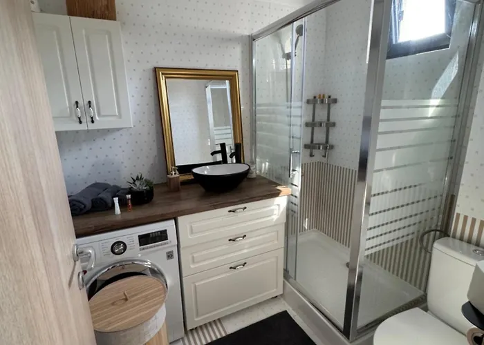 Omului 21 Apartament Bucureşti